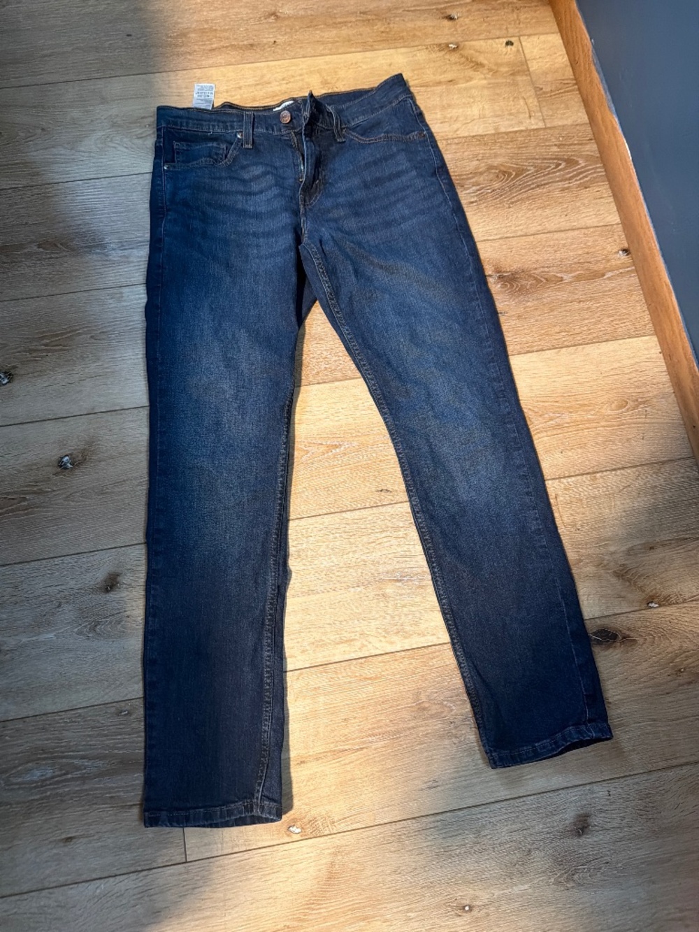 Men’s Levi jeans